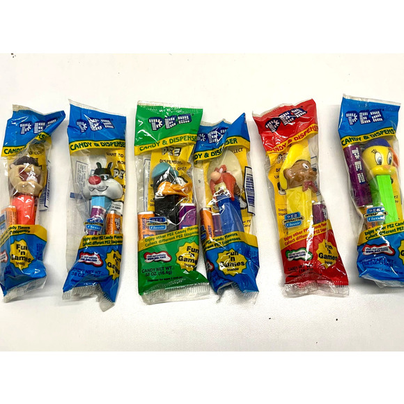 Looney Tunes Pez Candy Dispenser Lot 90’s Unopened Bug Bunny Speedy Tweety Taz 7 - Picture 2 of 5